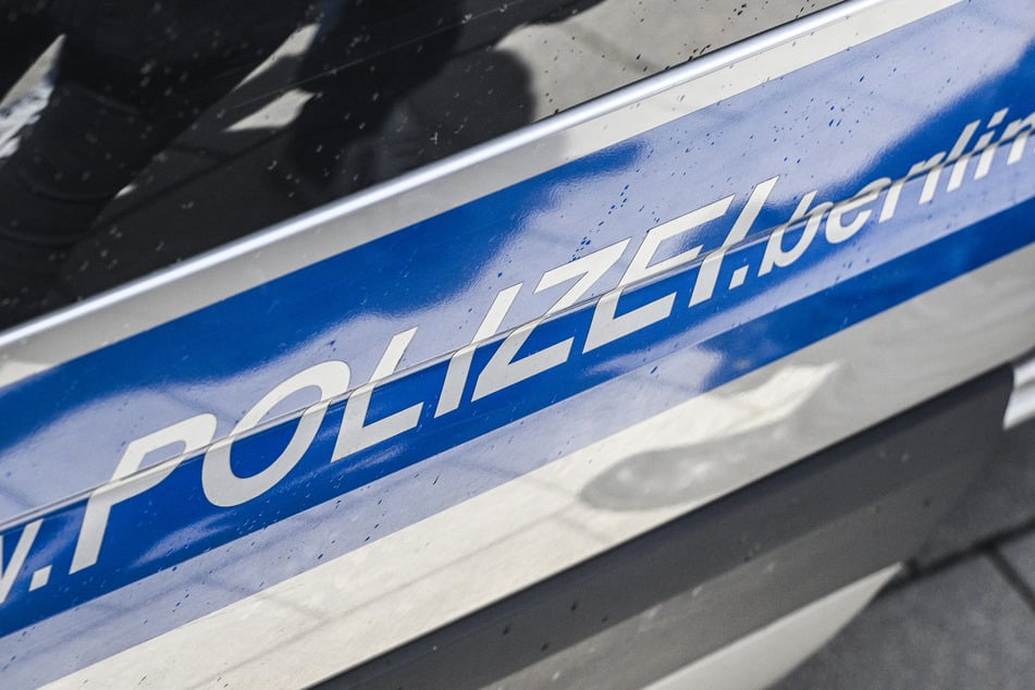 Die Polizei nahm den 32-Jährigen im Asylheim fest. (Symbolbild)