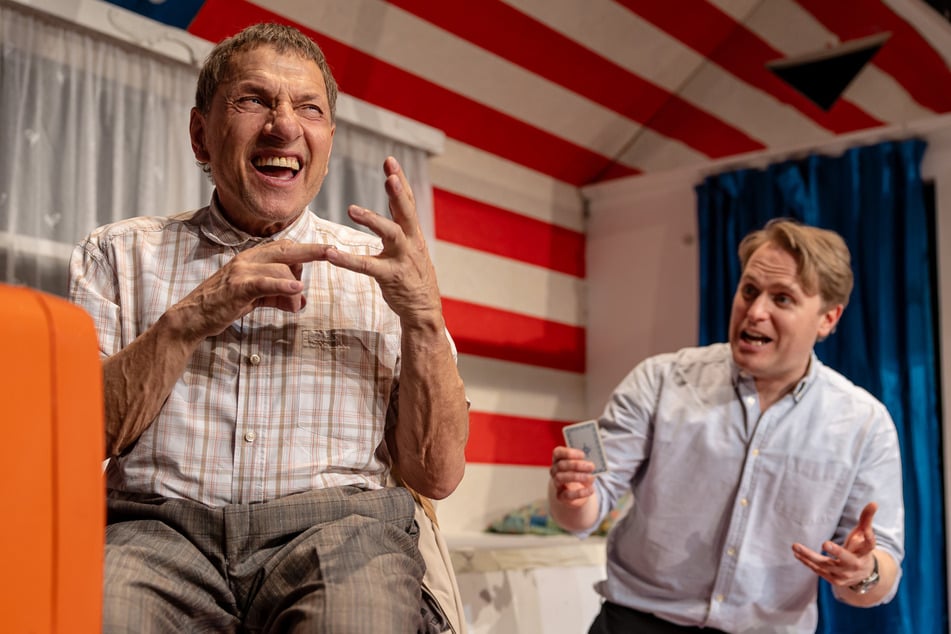 Dresden: Mein Bruder, der Autist: Richy Müller als "Rain Man" in der Comödie