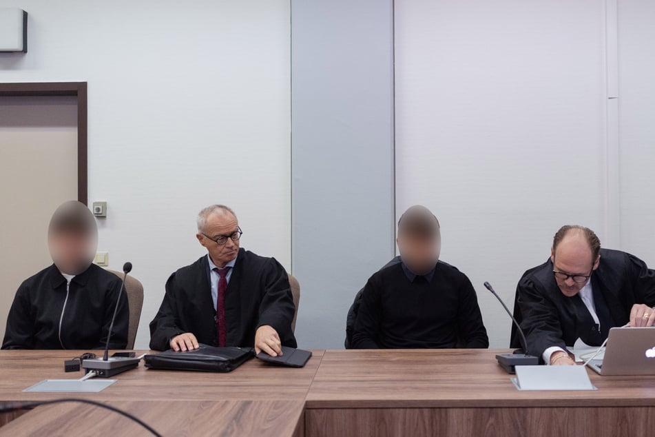 Die beiden Angeklagten (beide 22) wurden vom Landgericht Köln schuldig gesprochen.