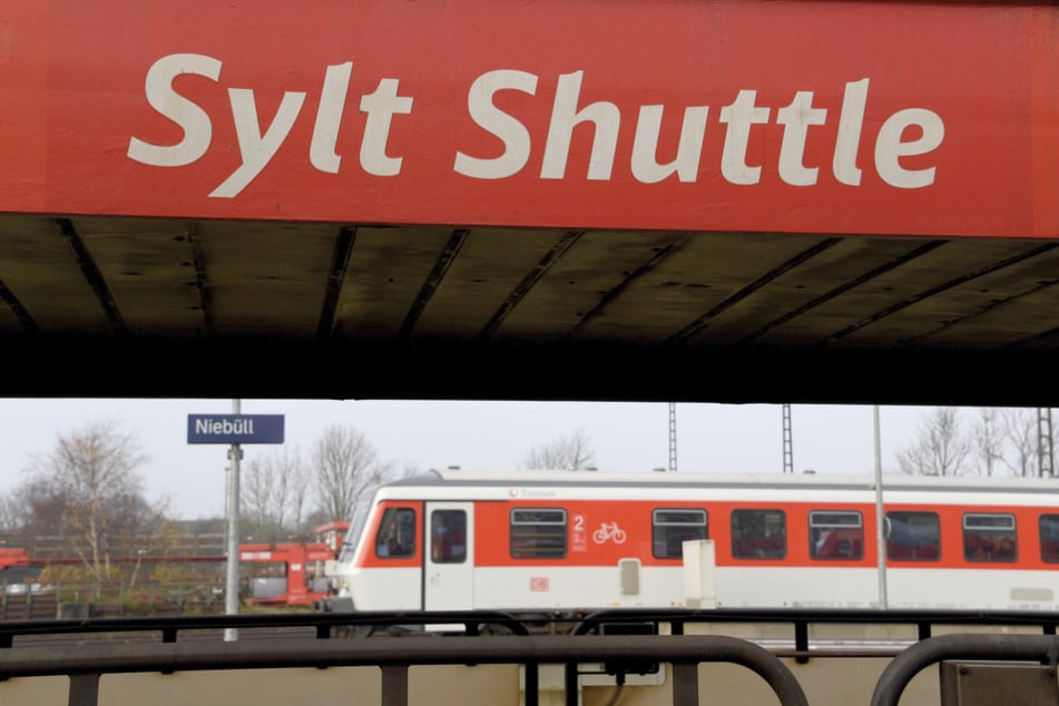 Zwischen Sylt und dem Festland steht der Bahnverkehr still. (Symbolbild)