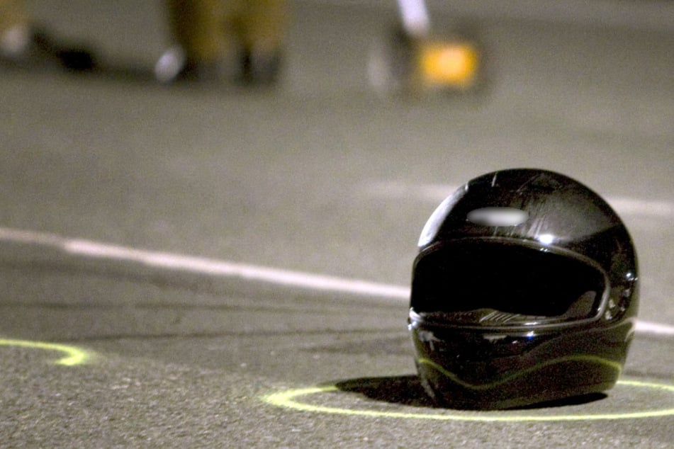 Der Biker war auf die Gegenspur geraten. (Symbolbild)
