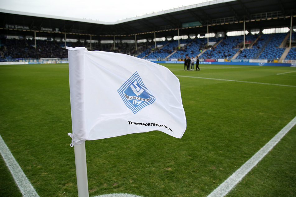 Im Streit um eine Saisonfortsetzung in der 3. Liga hat der SV Waldhof Mannheim Kritik des Deutschen Fußball-Bundes (DFB) zurückgewiesen und die Gründung einer Taskforce angeregt.