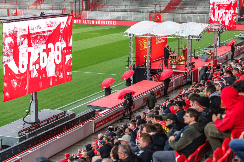 Am Donnerstag hat in der Alten Försterei die Mitgliederversammlung von Union Berlin stattgefunden.