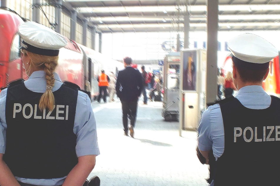 Die DB-Sicherheit informierte schließlich die Bundespolizei. (Symbolbild)