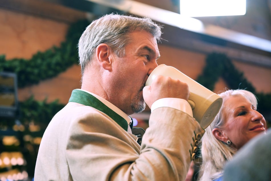 "It's nice to be a Preiß, it's higher to be a Bayer": Markus Söder will die bayerische Lebensfreunde vorleben.