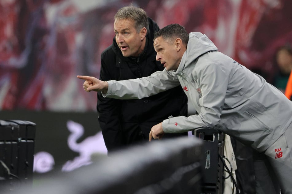 Rogier Meijer (44, r.) verlässt Bayer 04 auf eigenen Wunsch und wird Cheftrainer von Sparta Rotterdam.