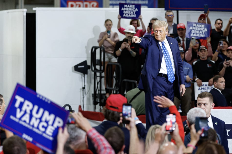 Der Angeklagte soll immer wieder nach Orten von Wahlkampfveranstaltungen von Donald Trump gesucht haben. (Archivbild)