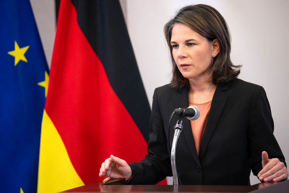 Die deutsche Außenministerin Annalena Baerbock (42) bestätigte, dass mehr als 200 Deutsche und deren Familienangehörige den Gazastreifen verlassen konnten.