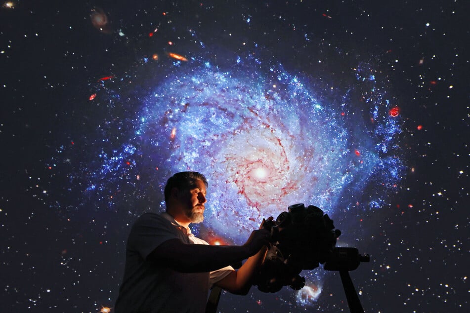 Dank neuer Laserprojektoren werden die Sterne im Minikosmos Lichtenstein jetzt superscharf.