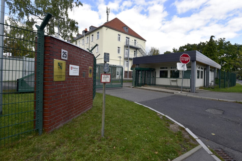 In der Erstaufnahme-Einrichtung am Adalbert-Stifter-Weg werden Flüchtlinge zunächst vom Freistaat untergebracht.