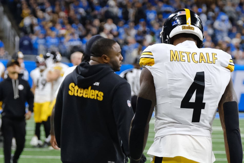 The NFL has suspended Pittsburgh Steelers wide receiver DJ Metcalf after he appeared to strike a Detroit Lions fan during Sunday's game.