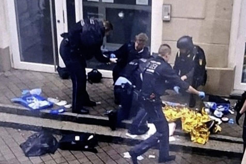 Rathaus in Tuttlingen: Polizei schießt auf bewaffneten Mann