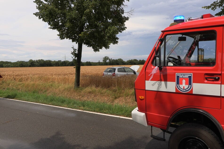 Die Einsatzkräfte der Feuerwehr eilten zur Unfallstelle.