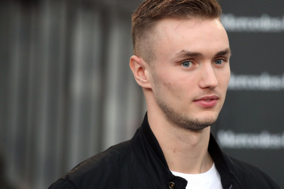 Kann vielleicht doch noch ins Aufstiegsrennen eingreifen: Sasa Kalajdzic (22).