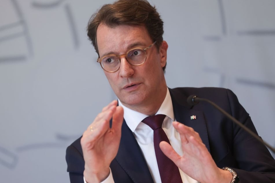 NRW-Ministerpräsident Hendrik Wüst (50, CDU) sieht sein Land für die Austragung der olympischen Sommerspiele prädestiniert.