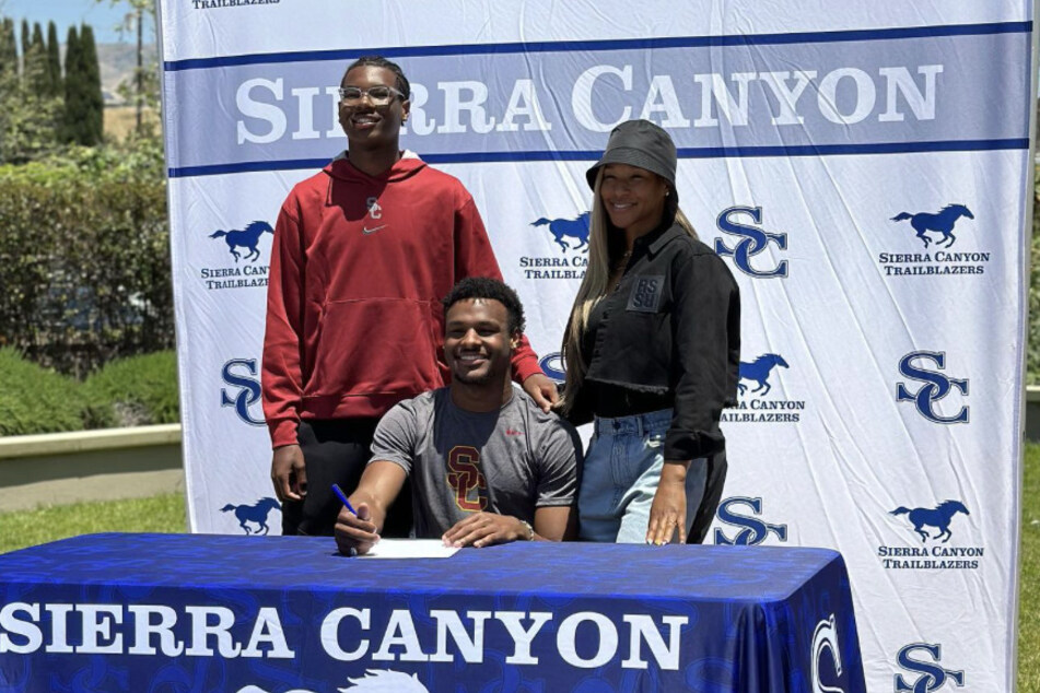 Bronny James officially signed his letter of intent on Wednesday afternoon, and dad LeBron shared the special moment in an emotional Instagram post.