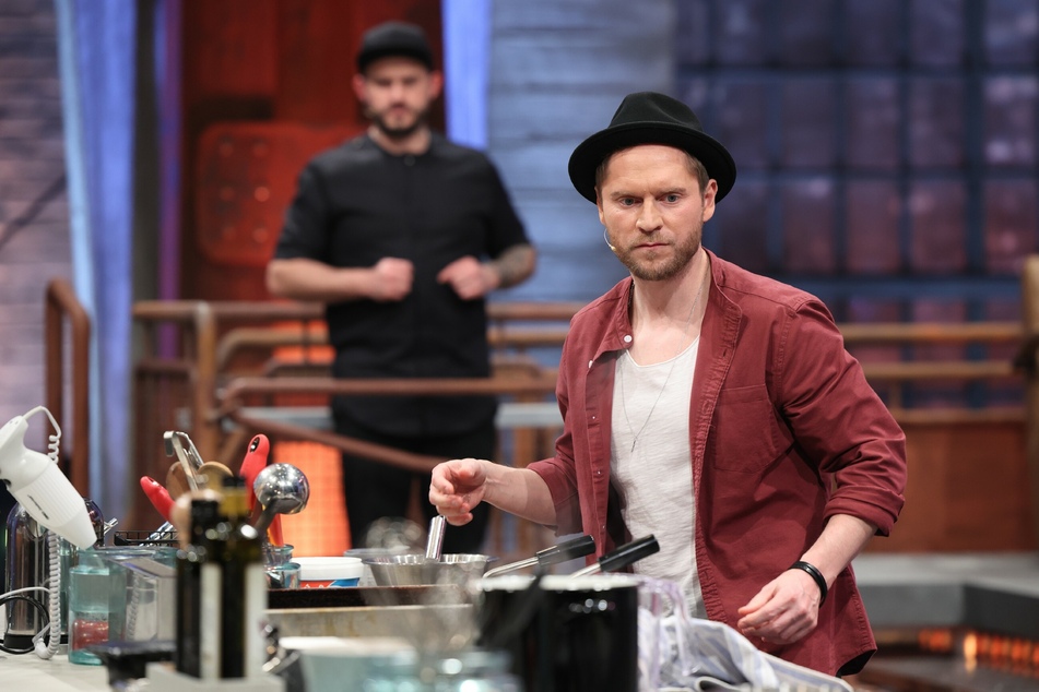 "Sing meinen Song"-Gastgeber Johannes Oerding (39) behauptet, alle seine Kenntnisse rund ums Kochen aus dem Animationsfilm "Ratatouille" gelernt zu haben.