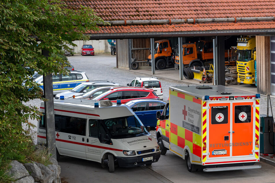 Bei dem Arbeitsunfall in einer Entsorgungsfirma in Oberbayern sind drei Männer in einem Kanalsystem ertrunken.