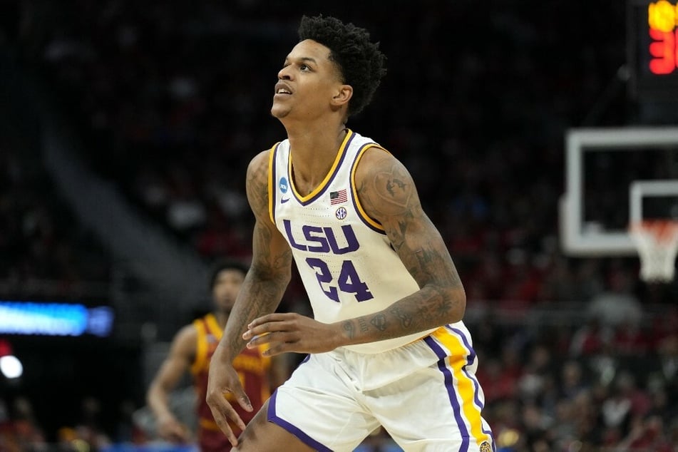 Shareef O'Neal of the LSU Tigers playing against the Iowa State Cyclones during the first round of the 2022 NCAA Men's Basketball Tournament.