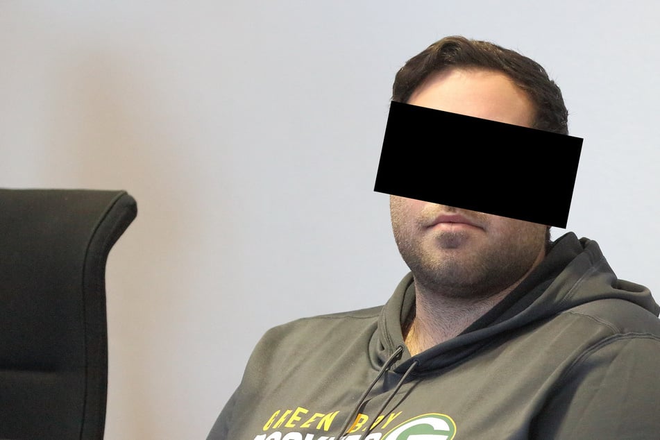 Dauerhafte Einweisung? Macheten-Mann verletzt Taxifahrer in Dresden schwer