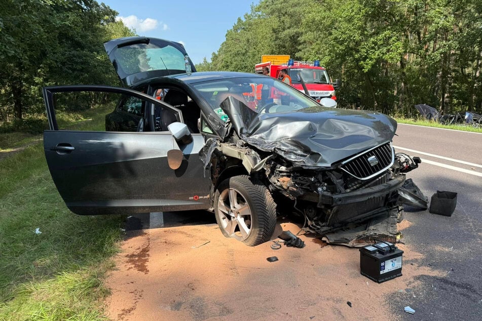 Bei Seehausen sind ein Seat und ein Mercedes zusammengekracht.