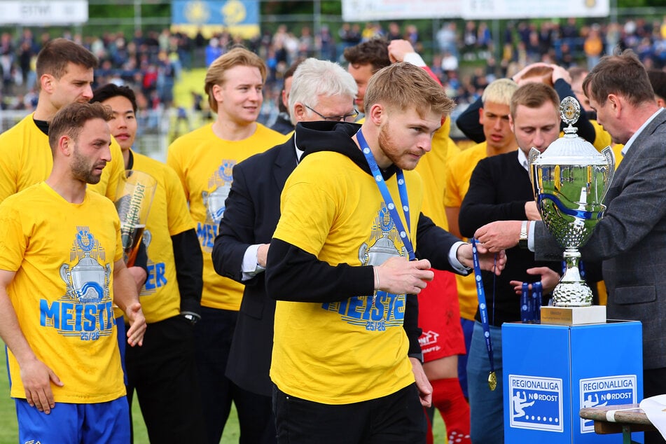 Stefan Maderer (29) hat mit seinen Treffern und den Vorlagen einen großen Anteil daran, dass Lok Leipzig Meister wurde.
