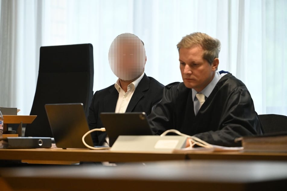 Der Führerschein des Angeklagten wurde noch am Unfalltag eingezogen. Nun muss er sich vor Gericht verantworten.