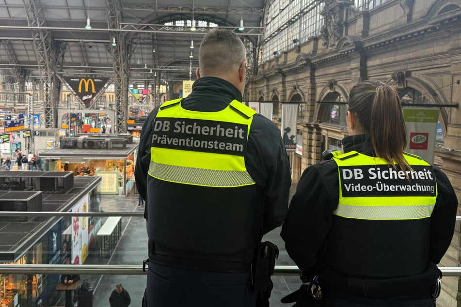 Kontrolliert wird das Verbot durch Mitarbeiter der DB-Sicherheit.