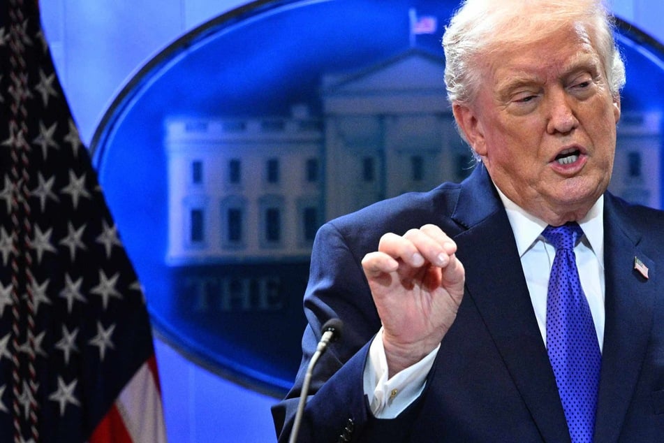 Trump vows 10% global tariff after Supreme Court rebuke, alleges foreign interests impacted ruling