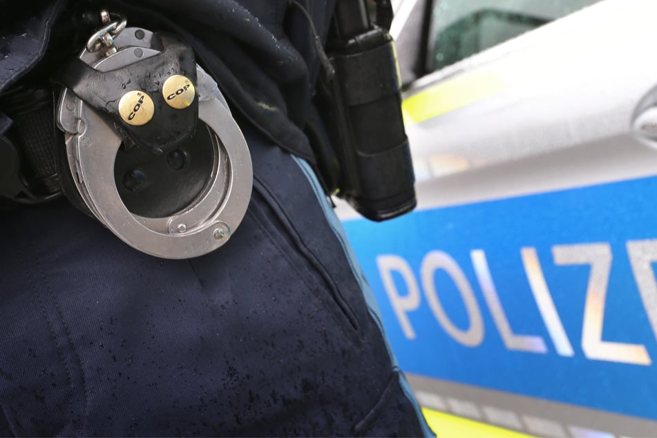 Messerattacke: Mann nach Messerangriff schwer verletzt: Polizei fasst Tatverdächtigen