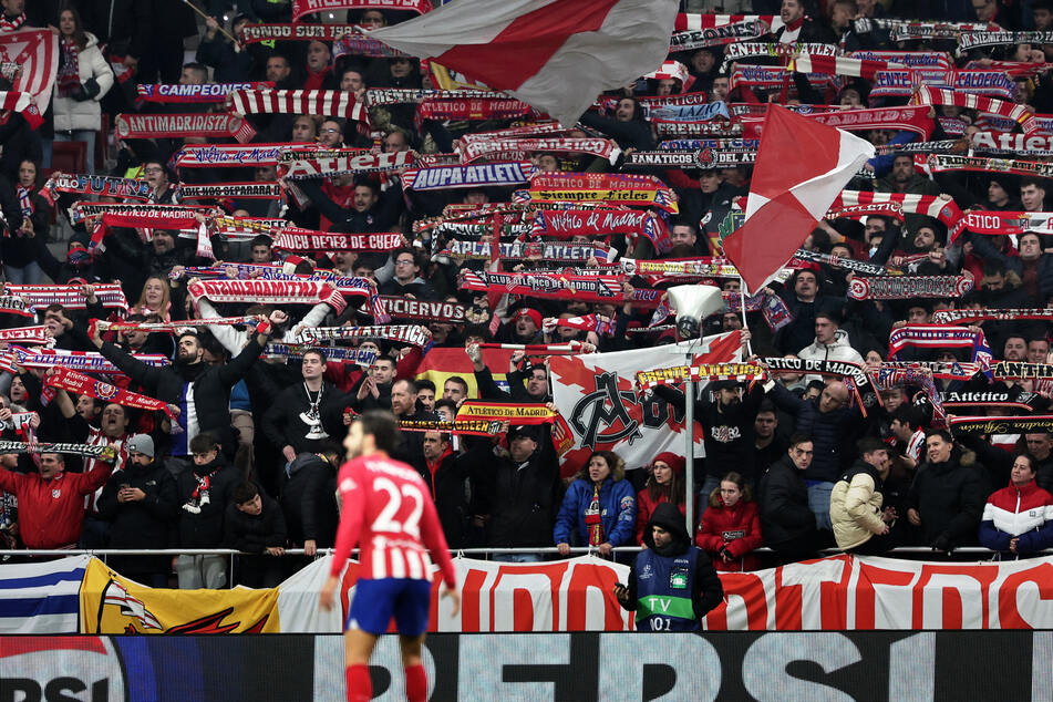 Ein paar Fans von Atlético Madrid sollen vor dem Derby gegen Real negativ in Erscheinung getreten sein.