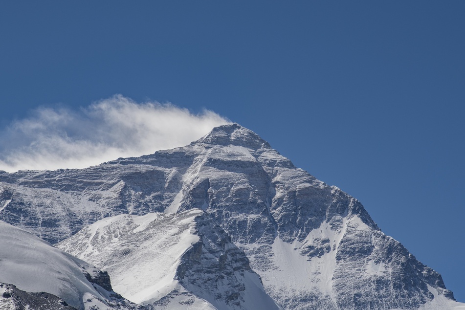 Die Männer wollten den Gipfel des 8849 Meter hohen Mount Everest erklimmen. (Archivbild)