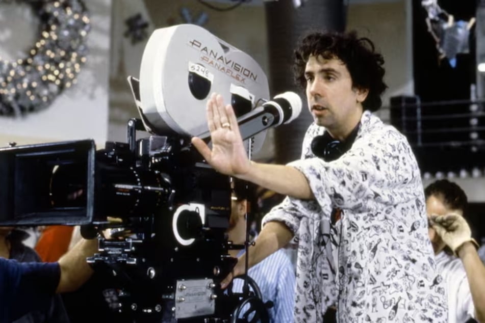 Tim Burton (heute 66) war einst selbst ein Außenseiter, der sich mit dem Drehen von Filmen besonders gut ausdrücken konnte.