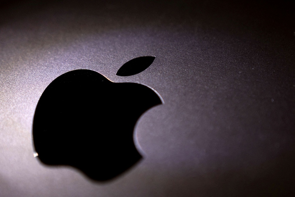 Apple is rumored to be in the final stages of producing its own VR headset.