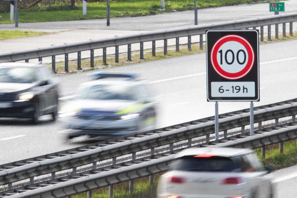 Über 200 Fahrzeuge waren auf den Autobahnen zu schnell unterwegs. (Symbolbild)