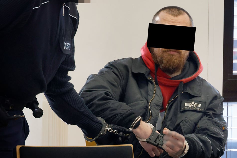 Patrick K. (35) wurde wegen Brandstiftung, Diebstahl und Bedrohung vom Amtsgericht Chemnitz verurteilt.