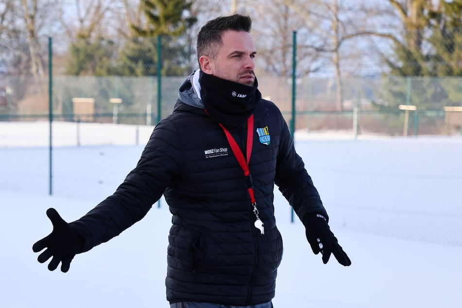 CFC-Coach Benjamin Duda (37).