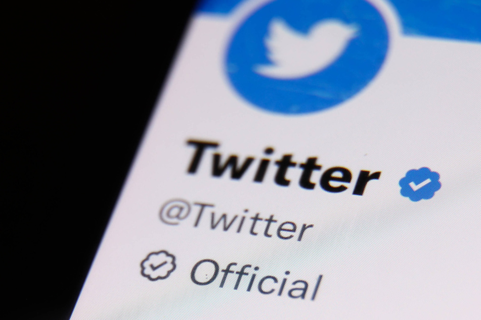 Twitter chaos continues as blue tick subscription option disappears!
