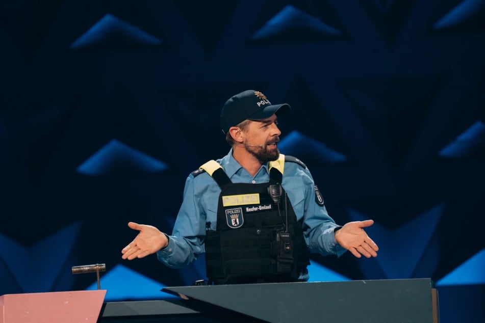 Klaas Heufer-Umlauf (42) übernah den Job von Moderatorin Katrin Bauerfeind (43) im Finale.