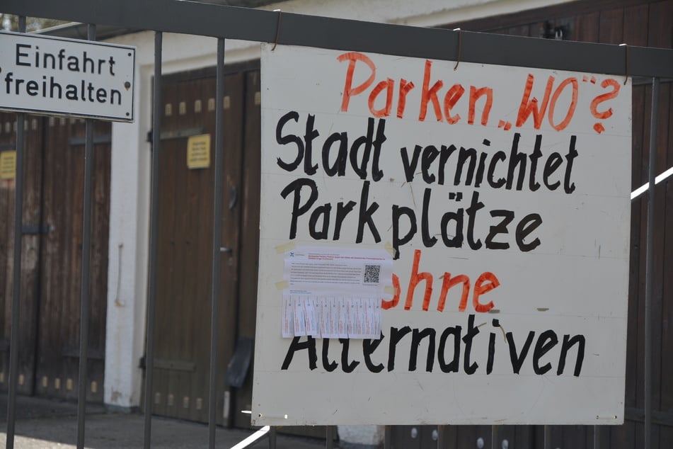 Nicht wenige Anwohner befürchten für Anger-Crottendorf bei Stadtteilplanungen an ihren Köpfen vorbei ein hausgemachtes Parkplatzdesaster.