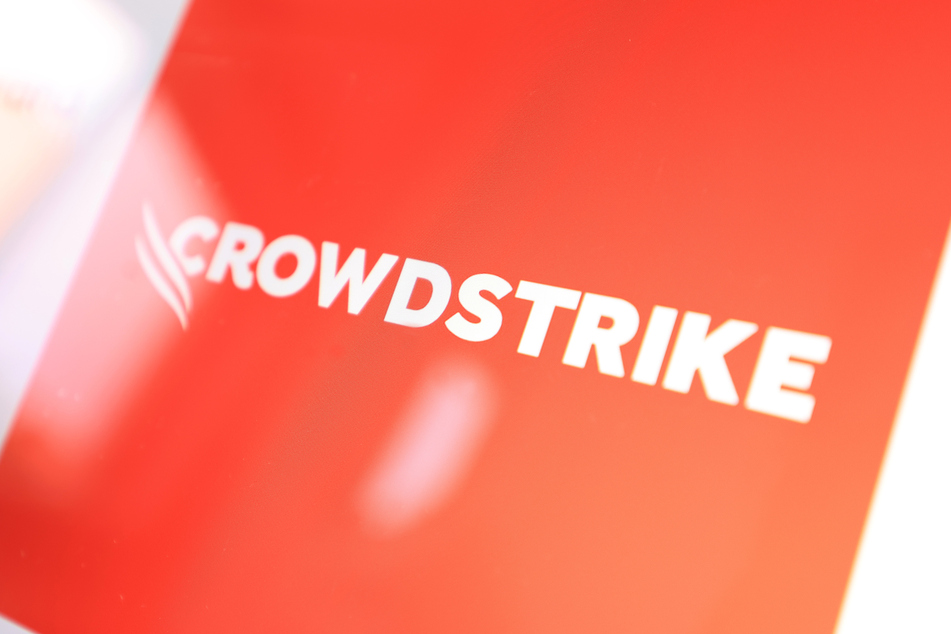 Die IT-Sicherheitsfirma "Crowdstrike" entschuldigte sich bereits für ihren Fehler. (Symbolbild)