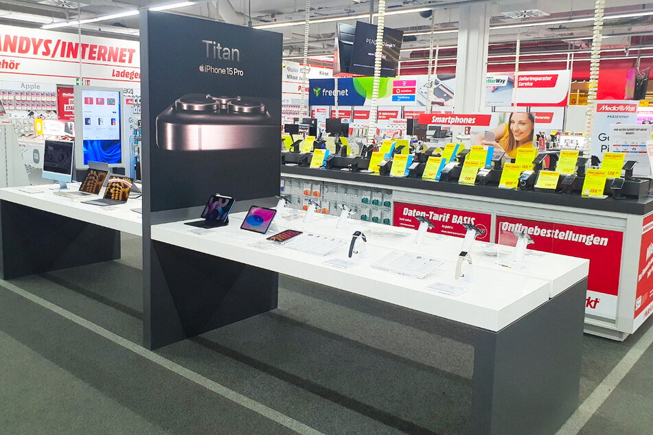 MediaMarkt Alzey öffnet diesen Sonntag (15.10.) ab 13 Uhr mit vielen Sonderangeboten.