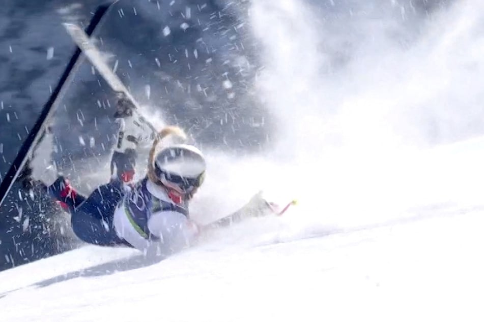 Lindsey Vonn has broken her silence after crashing out of the Winter Olympics.