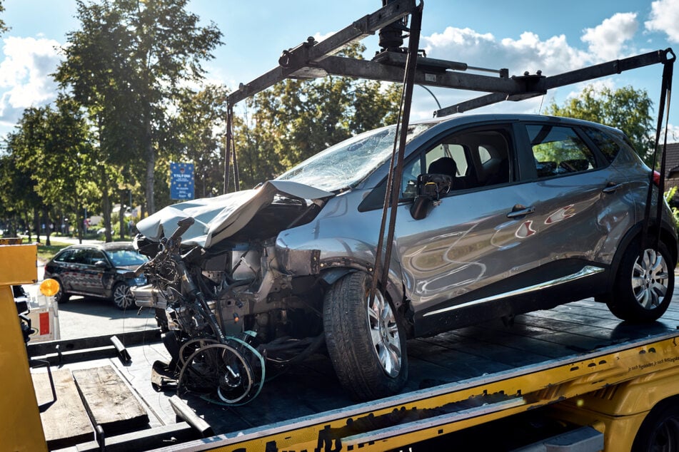 Der Radfahrer starb noch am Unfallort.