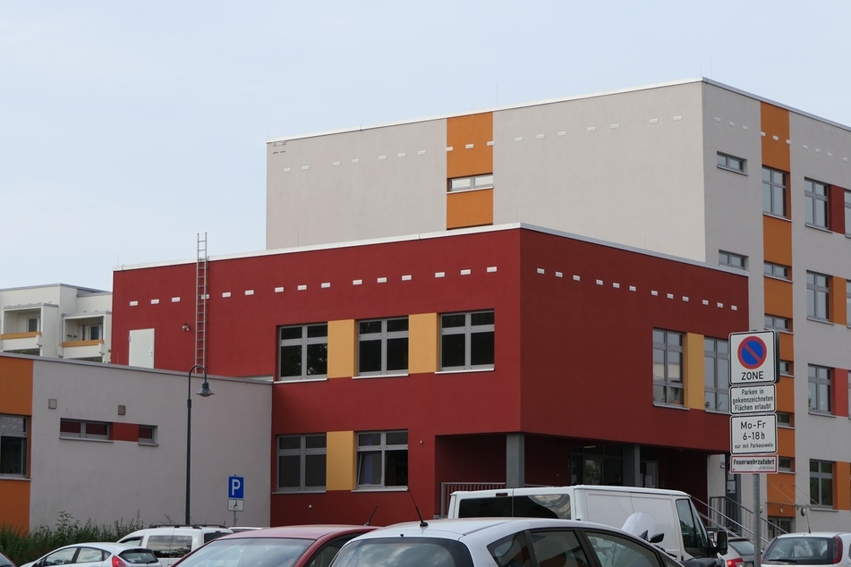 Ein Mädchen wurde am Donnerstag im Grimmaer Hort "Pfiffikus" positiv auf Covid-19 getestet.