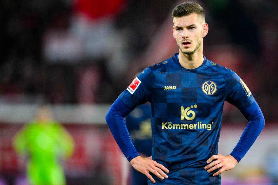 Mittelfeldspieler Tom Krauß wechselt für die Saison 2025/26 auf Leihbasis zum 1. FC Köln.