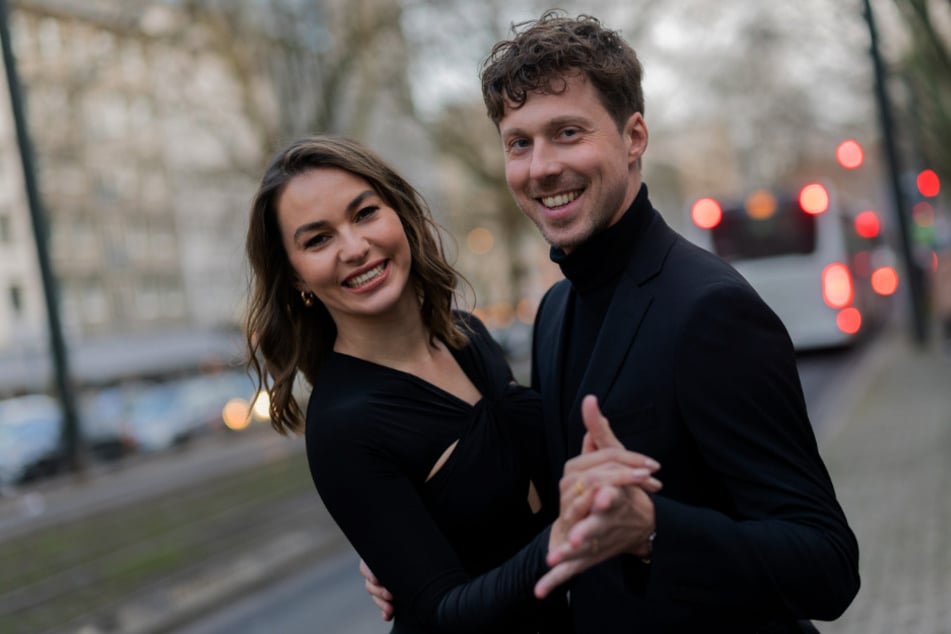Mit 16 Jahren lernte Renata (38) ihren Ehemann Valentin (39) durch eine Zeitungsanzeige kennen.