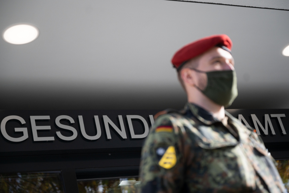 Kampf gegen Corona: So rennen die Gesundheitsämter den Infektionen hinterher