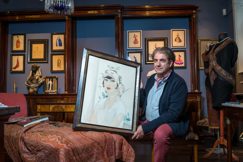 Kunsthändler José Manuel Ladrón de Guevara (57) ersteigerte in Paris das Porträt von Lili Elbe. Gemalt von ihrer Frau Gerda Wegener.