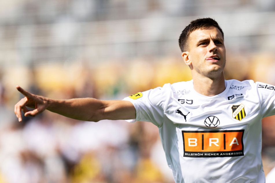 Ex-Dynamo Alexander Jeremejeff schnürt Dreierpack bei 8-Tore-Spektakel!